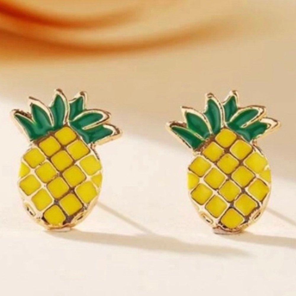 ๐ฆ 3/$24 ๐ Yellow and green pineapple stud earrings NWOT - Picture 1 of 2